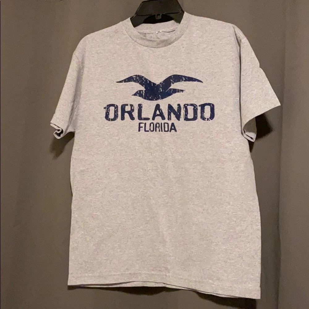 Stretchy tee!